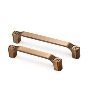 Z524 Antique Drawer Pulls Handles